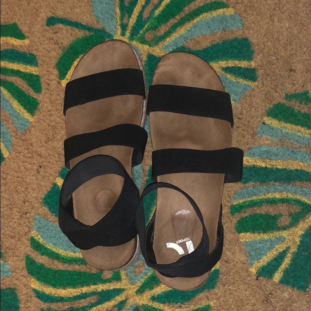 Platform sandals